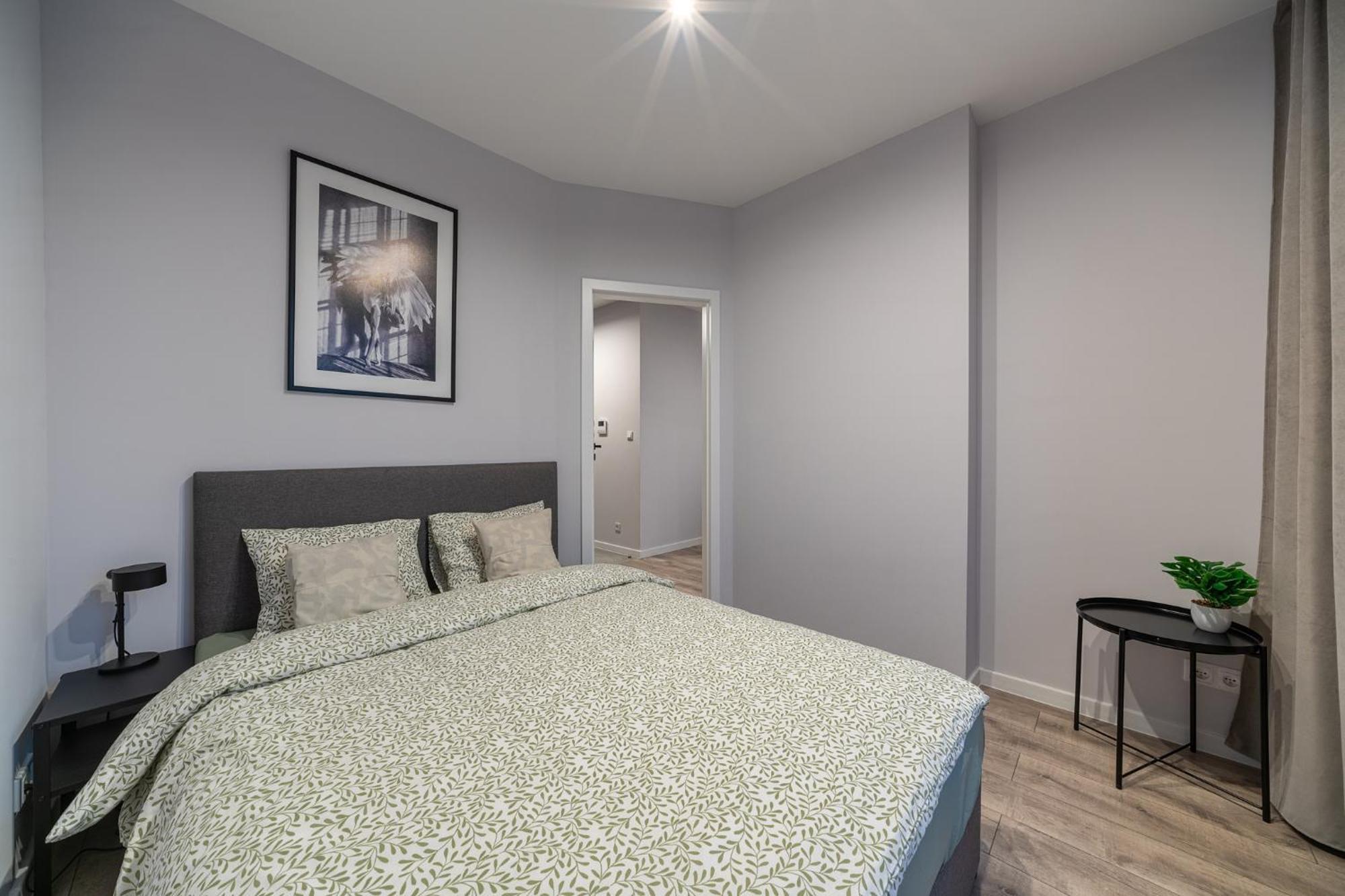 Westostapart A 183 Warsaw Luaran gambar