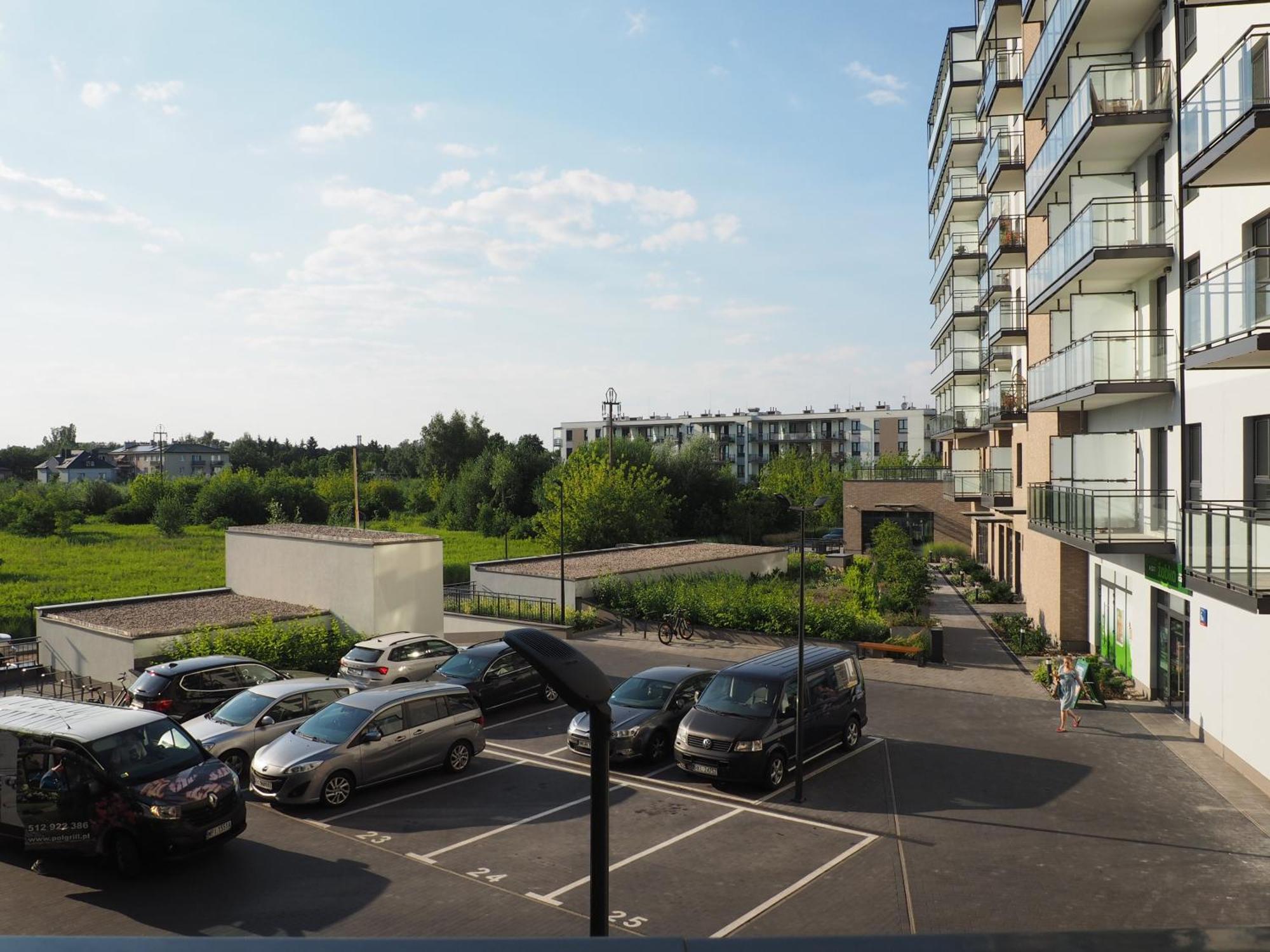 Westostapart A 183 Warsaw Luaran gambar
